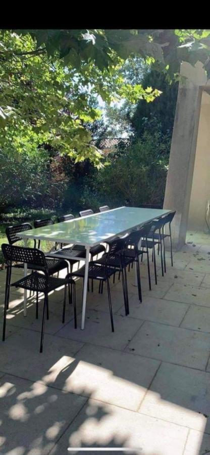 Villa … et la fourmi à Saumane-de-Vaucluse Extérieur photo
